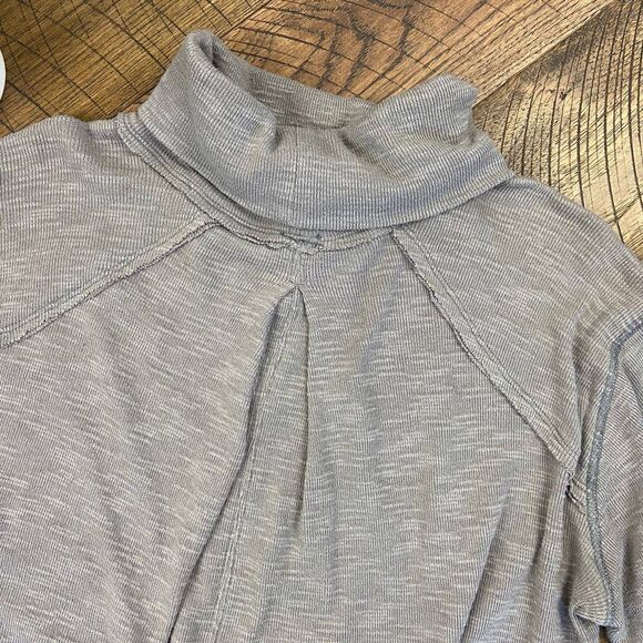 WE THE FREE turtleneck open back sweater - Picture 6 of 7